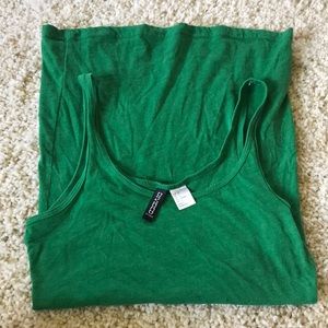Basic divided H&M green tank